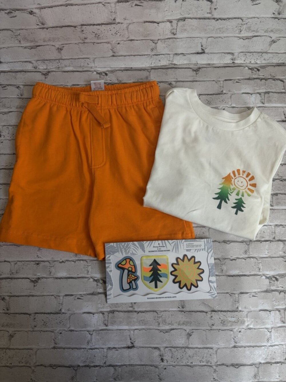 Tommy Bahama Boys Shirt Shorts And Sticker Patches Size 5/6 NWT